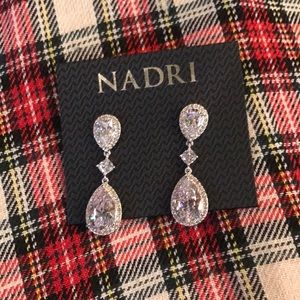 💎NEVER WORN NADRI DROPS💎